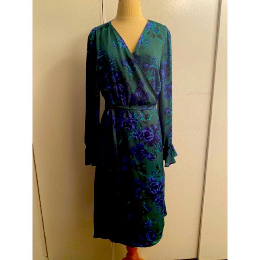 Lulu’s Floral Wrap Dress